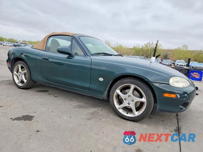 Czwarte zdjęcie samochodu z boku: 2001 MAZDA MX-5 MIATA BASE VIN:JM1NB353X10212233 - miniatura