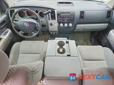 Zdjęcie 8 z 11 samochodu: 2008 TOYOTA TUNDRA GRADE VIN:5TBBT54198S462722 - miniatura