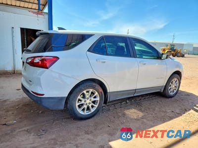 Trzecie zdjęcie samochodu z tyłu: 2020 CHEVROLET EQUINOX LS VIN:3GNAXSEV7LS581484 - miniatura