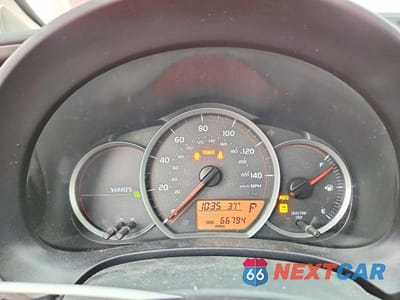 Zdjęcie 9 z 12 samochodu: 2014 TOYOTA YARIS 5-DOOR LE VIN:JTDKTUD31ED581620 - miniatura