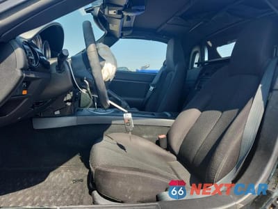 Zdjęcie 7 z 12 samochodu: 2007 MAZDA MX-5 MIATA VIN:JM1NC25FX70126009 - miniatura
