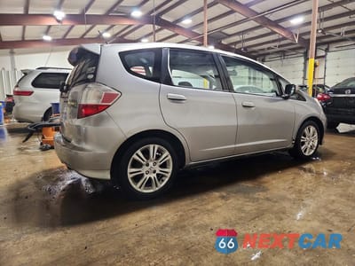Trzecie zdjęcie samochodu z tyłu: 2009 HONDA FIT SPORT VIN:JHMGE88489S054975 - miniatura
