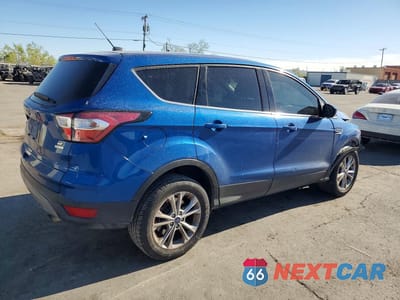Trzecie zdjęcie samochodu z tyłu: 2017 FORD ESCAPE SE VIN:1FMCU0GD0HUC55662 - miniatura