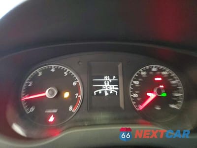 Zdjęcie 9 z 12 samochodu: 2011 VOLKSWAGEN JETTA SE VIN:3VWDX7AJ7BM388581 - miniatura