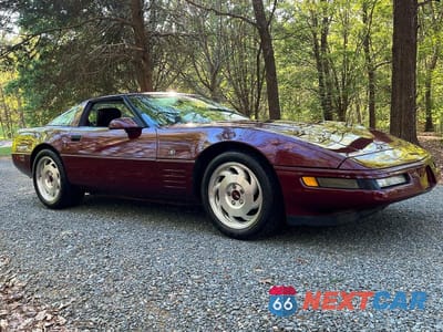 1993 CHEV CORVETTE 1G1YY23P0P5101853 - główne zdjęcie licytacji z USA - miniatura