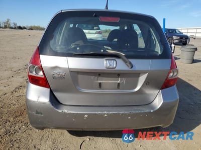 Zdjęcie 6 z 11 samochodu: 2007 HONDA FIT VIN:JHMGD38457S011987 - miniatura