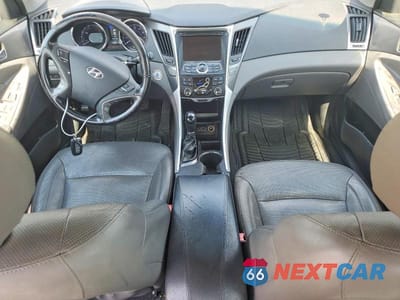 Zdjęcie 8 z 12 samochodu: 2014 HYUNDAI SONATA HYBRID VIN:KMHEC4A48EA115819 - miniatura