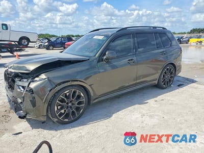 2025 BMW X7 XDRIVE40I 5UX23EM04S9Y67938 - główne zdjęcie licytacji z USA - miniatura
