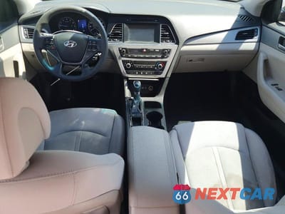 Zdjęcie 8 z 12 samochodu: 2016 HYUNDAI SONATA SE VIN:5NPE24AF6GH292776 - miniatura