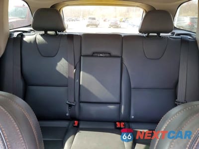 Zdjęcie 10 z 13 samochodu: 2017 VOLVO XC60 T6 DYNAMIC VIN:YV449MRR0H2174521 - miniatura