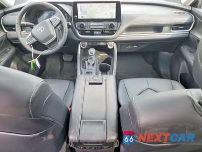 Zdjęcie 8 z 12 samochodu: 2025 TOYOTA GRAND HIGHLANDER XLE VIN:5TDAAAA52SS032840 - miniatura