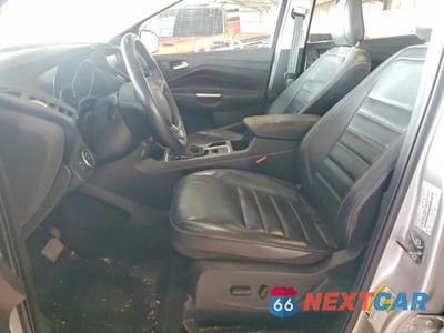 Zdjęcie 7 z 12 samochodu: 2019 FORD ESCAPE TITANIUM VIN:1FMCU0J97KUA35754 - miniatura