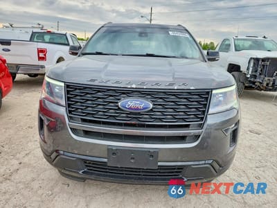 Piąte zdjęcie samochodu w środku: 2018 FORD EXPLORER VIN:1FM5K8GT4JGA48751 - miniatura