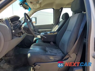 Zdjęcie 7 z 11 samochodu: 2008 GMC SIERRA C3500 FLATBED TRUCK VIN:1GDJC39K18E175062 - miniatura