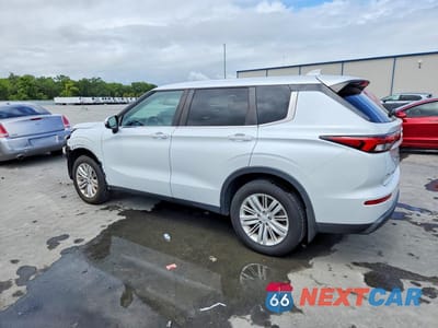 Drugie zdjęcie samochodu z przodu: 2022 MITSUBISHI OUTLANDER ES VIN:JA4J3TA86NZ049735 - miniatura