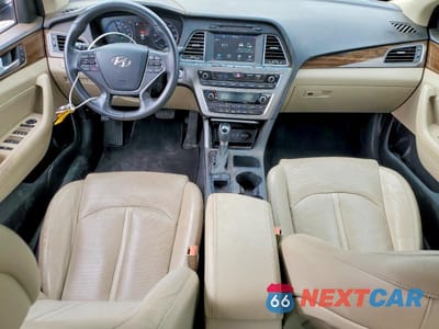 Zdjęcie 8 z 12 samochodu: 2017 HYUNDAI SONATA HYBRID LIMITED VIN:KMHE34L35HA067592 - miniatura