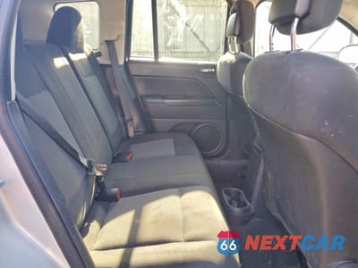 Zdjęcie 11 z 13 samochodu: 2011 JEEP COMPASS SPORT VIN:1J4NF1FB6BD248410 - miniatura