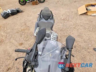 Piąte zdjęcie samochodu w środku: 2022 KAWASAKI EX400 VIN:JKAEXKG12NDAG4481 - miniatura