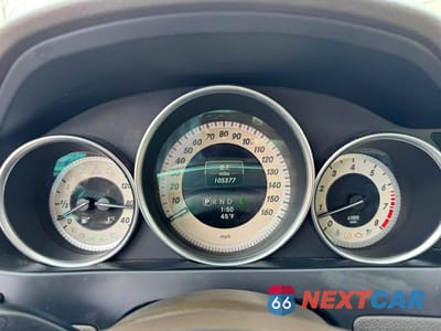 Zdjęcie 8 z 13 samochodu: 2014 MERCEDES-BENZ C 300 4MATIC VIN:WDDGF8AB5ER317146 - miniatura
