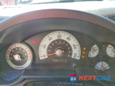 Zdjęcie 9 z 13 samochodu: 2007 TOYOTA FJ CRUISER BASE VIN:JTEBU11F670096325 - miniatura