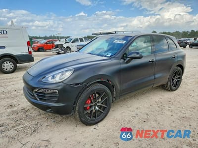 2012 PORSCHE CAYENNE WP1AA2A26CLA05749 - główne zdjęcie licytacji z USA - miniatura