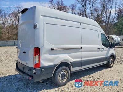 Trzecie zdjęcie samochodu z tyłu: 2022 FORD TRANSIT 250 UTILITY / SERVICE VAN VIN:1FTBR1X8XNKA27881 - miniatura
