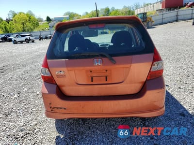 Zdjęcie 6 z 12 samochodu: 2007 HONDA FIT S VIN:JHMGD38647S026563 - miniatura