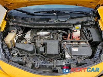 Zdjęcie 11 z 12 samochodu: 2016 TOYOTA PRIUS V TWO VIN:JTDZN3EU0GJ050309 - miniatura