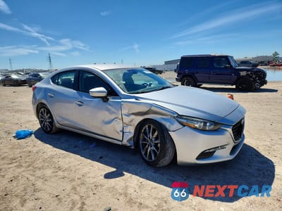 Czwarte zdjęcie samochodu z boku: 2018 MAZDA 3 TOURING VIN:3MZBN1V30JM254645 - miniatura