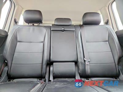 Zdjęcie 10 z 12 samochodu: 2018 VOLKSWAGEN TIGUAN SE VIN:3VV3B7AX9JM007038 - miniatura