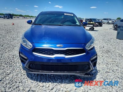 Piąte zdjęcie samochodu w środku: 2019 KIA FORTE LXS VIN:3KPF24AD5KE012927 - miniatura