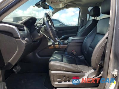 Zdjęcie 7 z 13 samochodu: 2019 CHEVROLET TAHOE C1500 LT VIN:1GNSCBKC6KR106980 - miniatura
