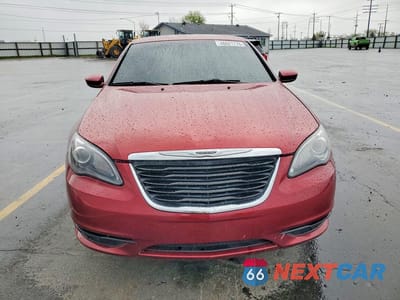 Piąte zdjęcie samochodu w środku: 2012 CHRYSLER 200 S VIN:1C3CCBHG7CN210298 - miniatura