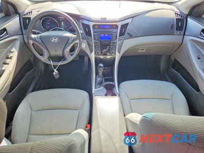 Zdjęcie 8 z 12 samochodu: 2013 HYUNDAI SONATA HYBRID BASE VIN:KMHEC4A40DA076920 - miniatura