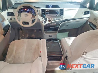 Zdjęcie 8 z 13 samochodu: 2014 TOYOTA SIENNA LE VIN:5TDKK3DC5ES489010 - miniatura
