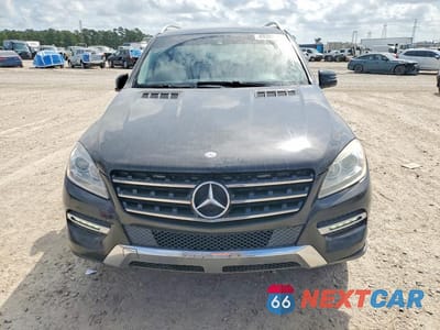 Piąte zdjęcie samochodu w środku: 2014 MERCEDES-BENZ ML 350 VIN:4JGDA5JB5EA334792 - miniatura