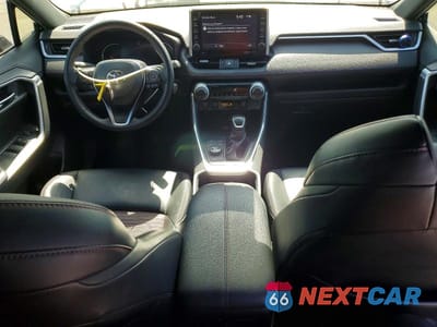 Zdjęcie 8 z 13 samochodu: 2022 TOYOTA RAV4 PRIME XSE VIN:JTMEB3FV6ND106313 - miniatura