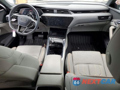 Zdjęcie 8 z 13 samochodu: 2024 AUDI Q8 E-TRON PRESTIGE VIN:WA16AAGE5RB024093 - miniatura