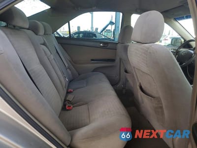 Zdjęcie 10 z 11 samochodu: 2005 TOYOTA CAMRY LE VIN:4T1BE32K75U554044 - miniatura