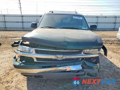 Piąte zdjęcie samochodu w środku: 2004 CHEVROLET SUBURBAN K2500 VIN:3GNGK26U04G230578 - miniatura