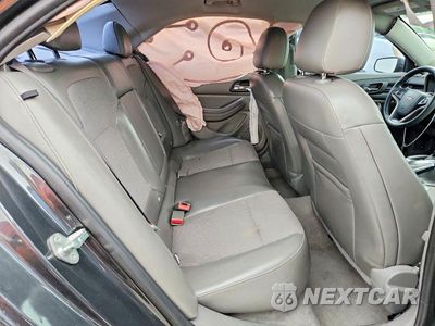 Zdjęcie 10 z 12 samochodu: 2015 CHEVROLET MALIBU 1LT VIN:1G11C5SL6FF182303 - miniatura