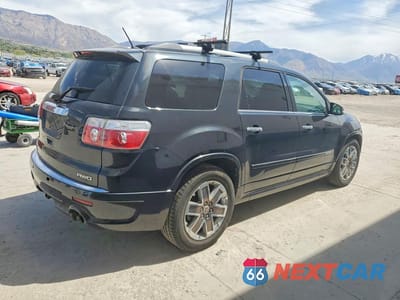 Trzecie zdjęcie samochodu z tyłu: 2012 GMC ACADIA DENALI VIN:1GKKVTED4CJ249198 - miniatura