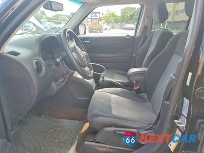 Zdjęcie 7 z 12 samochodu: 2015 JEEP PATRIOT LATITUDE VIN:1C4NJRFB4FD248396 - miniatura