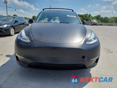 Piąte zdjęcie samochodu w środku: 2023 TESLA MODEL Y VIN:7SAYGDEE9PA090710 - miniatura