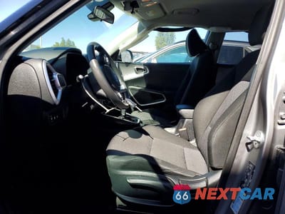 Zdjęcie 7 z 12 samochodu: 2023 KIA SOUL LX VIN:KNDJ23AU5P7861418 - miniatura