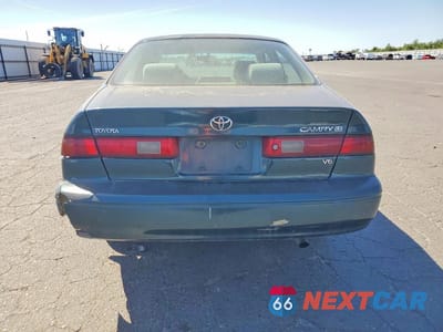 Zdjęcie 6 z 12 samochodu: 1998 TOYOTA CAMRY LE V6 VIN:JT2BF22K7W0091383 - miniatura