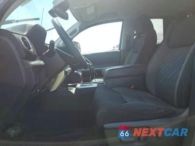 Zdjęcie 7 z 12 samochodu: 2018 TOYOTA TUNDRA SR5 VIN:5TFUY5F19JX759083 - miniatura