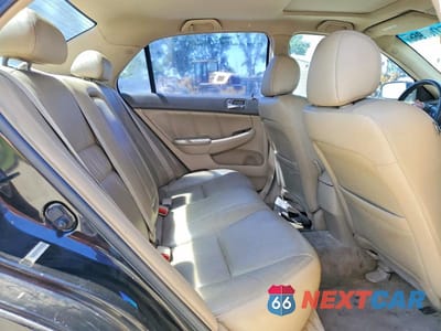 Zdjęcie 10 z 12 samochodu: 2007 HONDA ACCORD EX VIN:JHMCM568X7C002065 - miniatura