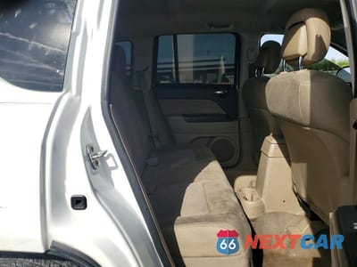 Zdjęcie 11 z 13 samochodu: 2011 JEEP COMPASS SPORT VIN:1J4NF1FB3BD135157 - miniatura