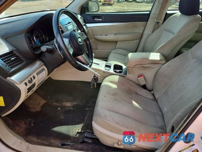 Zdjęcie 7 z 12 samochodu: 2010 SUBARU LEGACY 2.5I PREMIUM VIN:4S3BMBC61A3221292 - miniatura